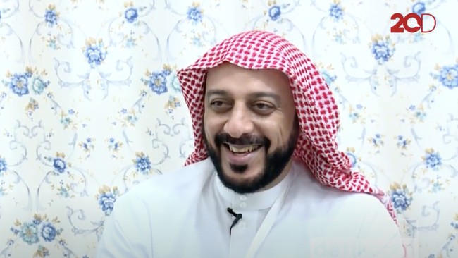 Syekh Ali Jaber aktif memberi ceramah di berbagai tempat, televisi, bahkan syiar agama dari dalam mobil dengan memanfaatkan media sosial Instagram.
