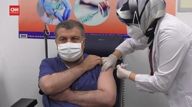 VIDEO: Restui Vaksin Sinovac, Menkes Turki Disuntik Pertama