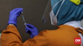 Nakes Terduga Penyuntik Vaksin Kosong di Medan Masih Berstatus Saksi