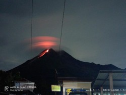 Dalam 30 Jam, Gunung Merapi Muntahkan 18 Kali Lava Pijar