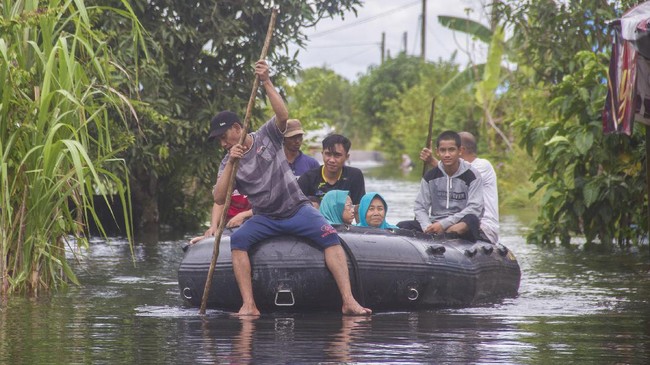 Nilai kerugian akibat banjir Kalimantan Selatan mencapai sekitar Rp1,349 triliun, dengan sektor produktivitas masyarakat jadi yang paling terdampak.