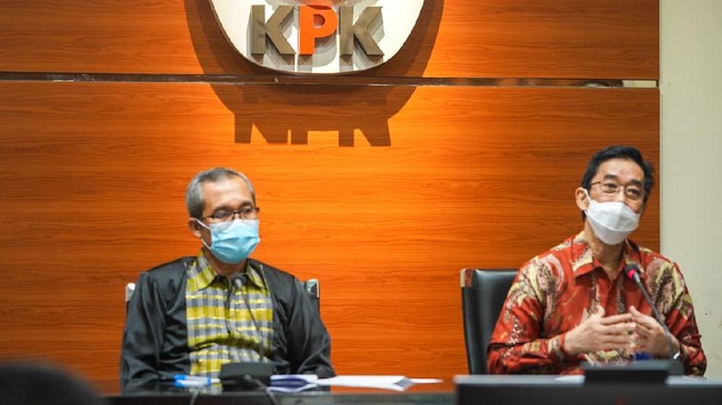 Dirut PLN Zulkifli Zaini menyambangi kantor Komisi Pemberantasan Korupsi (KPK) untuk membahas perbaikan tata kelola aset sebagai upaya pencegahan korupsi.