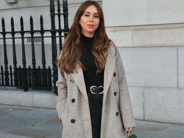 Viral Curhat Asisten Desainer Dunia, Mirip Film 'The Devil Wears Prada'