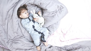 BANTU ANAK MENGATASI RASA GELISAH SAAT TIDUR