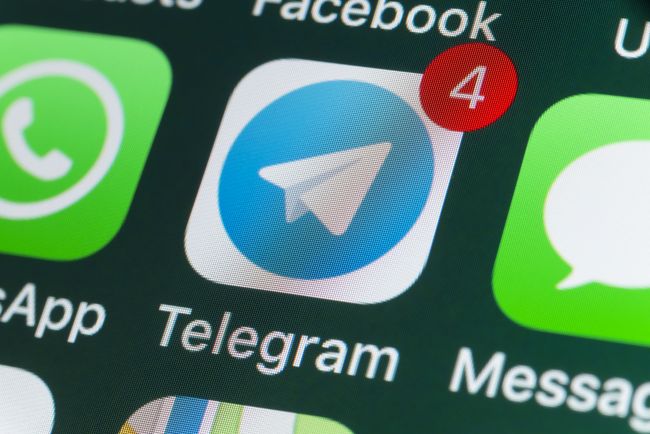 Telegram Ajak Pengguna Hapus Whatsapp