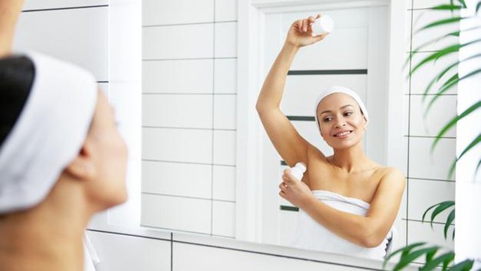 Ingin Kulit Ketiak Tetap Cerah dan Lembut? 6 Deodoran Alami Ini Bisa Dicba Ingin Kulit Ketiak Tetap Cerah dan Lembut? 6 Deodoran Alami Ini Bisa Dicba