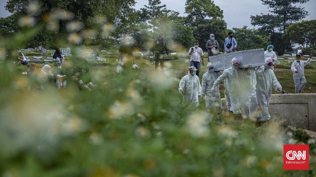 TPU Srengseng Sawah hanya tinggal tersisa 11 lubang untuk pemakaman, jenazah Covid-19 dialihkan ke TPU Bambu Wulung dan TPU Bambu Apus.