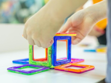 11 Pilihan Mainan Anak Tiga Tahun, Salah Satunya Magnetic Block yang Lagi Hit