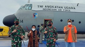 Tinjau Korban Gempa, Risma dan Doni Bertolak ke Mamuju Sulbar