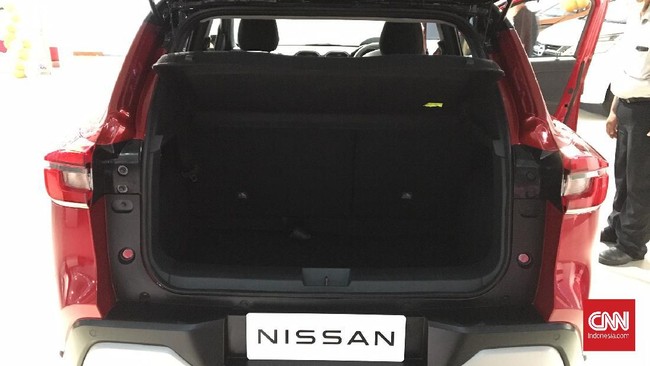 Jajal Nissan Magnite di jalanan ibu kota yang terkenal padat oleh kendaraan bermotor.