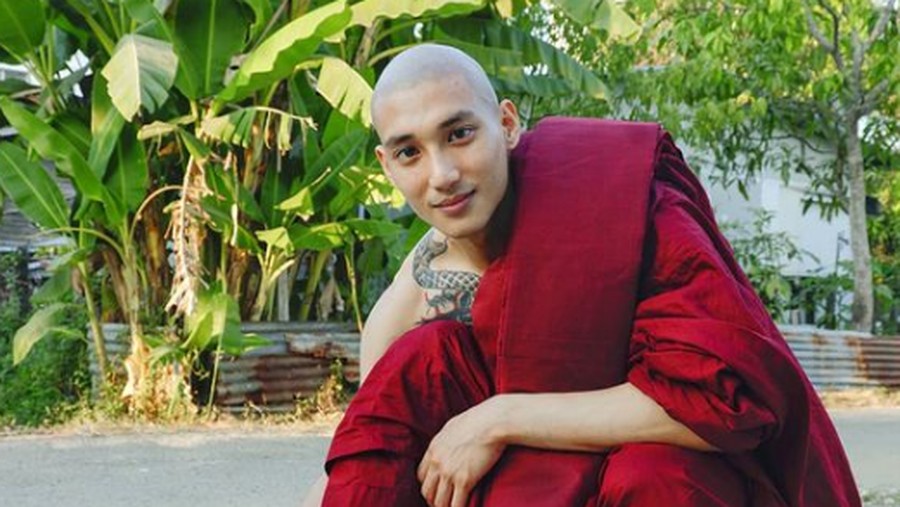 Paing Takhon, biksu ganteng asal Myanmar.