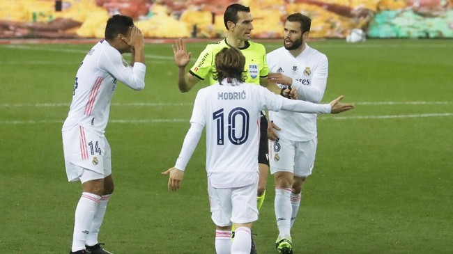 Real Madrid membawa tujuh pemain muda efek badai cedera saat tandang ke Atalanta pada leg pertama babak 16 besar Liga Champions.