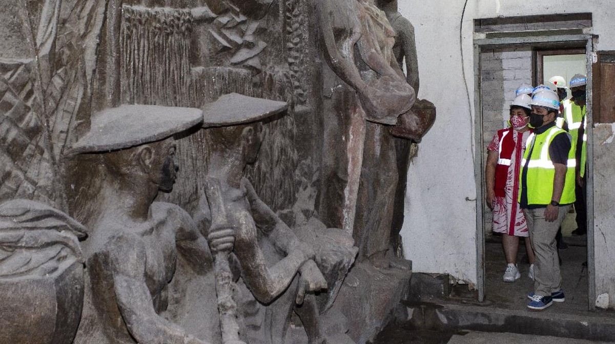 FOTO: Jelajah Temuan Relief Era Sukarno di Gedung Sarinah