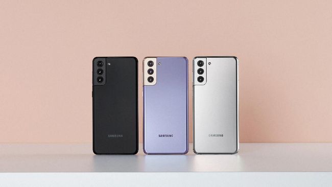 Opsi Modifikasi Ruang Penyimpanan Galaxy S21 Kembali Dibuka Samsung Galaxy S21, Galaxy S21+ dan Galaxy S21 Ultra di Indonesia bisa dimodifikasi ruang penyimpanannya.