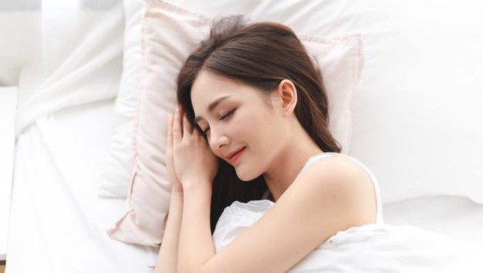 Skincare Hack Anti Nempel di Bantal, Bangun Pagi Wajah Glowing Maksimal! Skincare Hack Anti Nempel di Bantal, Bangun Pagi Wajah Glowing Maksimal!