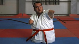Terlahir Tanpa Lengan dan Kaki, Pria Gaza Taklukan Karate