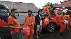 BRI Beri Bantuan Makanan hingga Obat ke Korban Gempa Sulbar