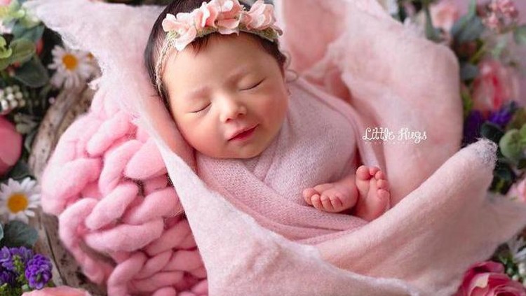 Chloe Emmanuelle Van Wattimena, Anak Asmirandah Chloe Emmanuelle Van Wattimena, Anak Asmirandah