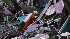 Korban Tewas Gempa Sulbar Mencapai 56, Pencarian Berlanjut