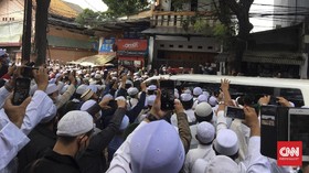 Ali bin Abdurrahman Dimakamkan, Pelayat Tinggalkan Lokasi