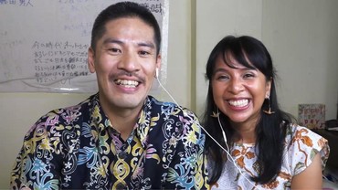 img-title Keren, Hiroaki Kato & Arina Mocca Pilih Pakai Batik di Variety Show Jepang