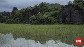 FOTO: Menjamah Hutan Karst Terbesar Ketiga di Dunia Sulawesi Selatan merupakan salah satu daerah di Indonesia yang memiliki beberapa destinasi wisata populer di Indonesia, salah satunya adalah Rammang-Rammang.