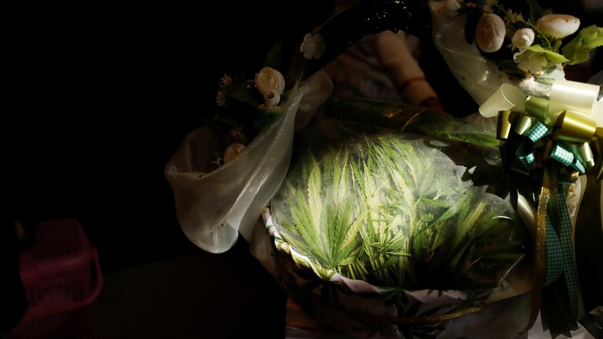 FOTO: Restoran di RS Thailand Sajikan Menu Ganja