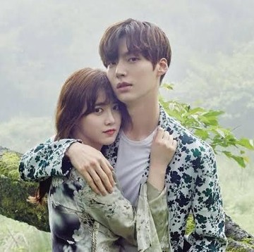 img-title Bikin Kaget Netizen, Deretan Selebriti Korea Ini Punya Pernikahan Seumur Jagung