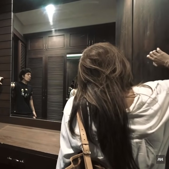 <p>Dari seluruh penjelasan Atta dan Aurel, rumahnya ini nanti akan dilengkapi dengan kolam renang, studio musik, ruang gym, tempat berkumpul teman-teman, ruang keluarga, area merokok, dan lain sebagainya. (Foto: YouTube: Atta Halilintar)</p>