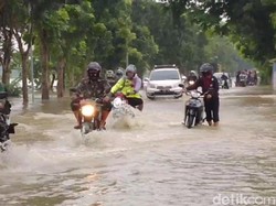 Banjir Rendam Jalan Lintas Kecamatan dan Persawahan di Majalengka