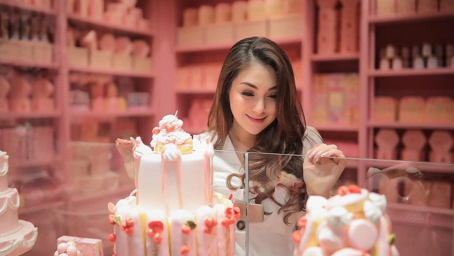Kompaknya Celine Evangelista dan Stefan William Saat Rayakan Ultah Anak Kompaknya Celine Evangelista dan Stefan William Saat Rayakan Ultah Anak