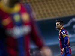 Ironi Messi: Main, Dikartu Merah, Barcelona Kalah