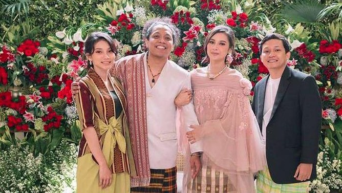 Sinta Mutiara, adik Indah Permatasari