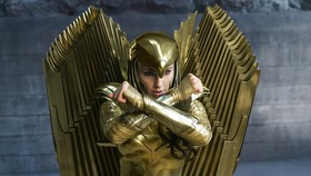 Gal Gadot Ungkap Sakit di Balik Kostum Wonder Woman 1984