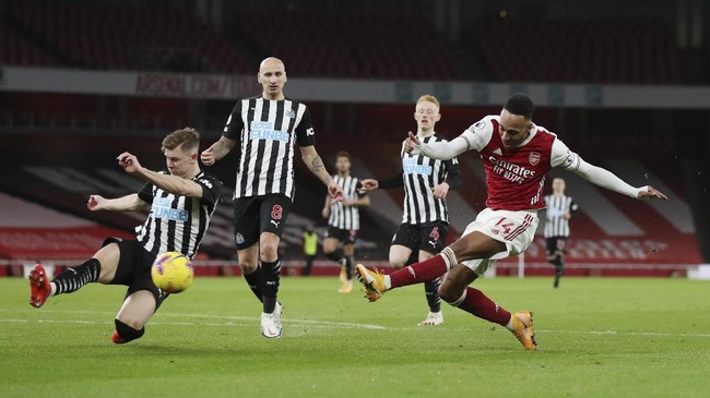 Kapten Arsenal, Pierre Emerick Aubameyang melewatkan kesempatan mencetak hattrick ke gawang Newcastle United di Liga Inggris karena panggilan alam.