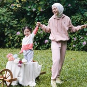 Danone-AQUA X H&M Indonesia Luncurkan Koleksi Pakaian Anak-anak dari Botol Plastik Bekas