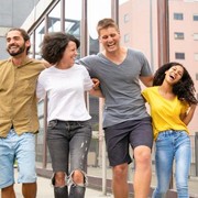 Jangan Baper! Begini 5 Tips Atasi Teman yang Suka Bercanda Sarkas