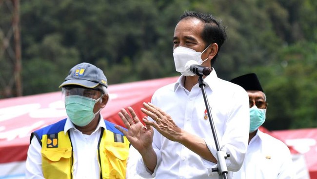 Presiden Joko Widodo memaparkan tujuh program perlindungan sosial yang akan dilanjutkan sepanjang 2021.