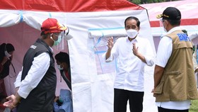 Jokowi Sentil Penyaluran Bantuan Bencana: Ruwet Setengah Mati