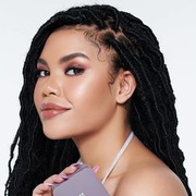 Kolaborasi Lifni Sanders, Somethinc Hadirkan 4 Shades Terbaru Copy Paste Cushion