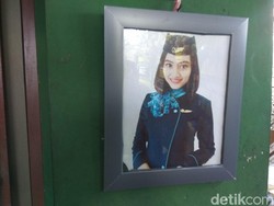 Fakta-fakta Pramugari SJ182 Oke Dhurrotul Jannah yang Dikenal Baik