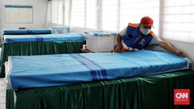 BNPB berharap kementerian dan lembaga berkolaborasi menyediakan tempat isoman terpadu dan terpusat, khususnya bagi pegawai masing-masing yang terpapar Covid-19.