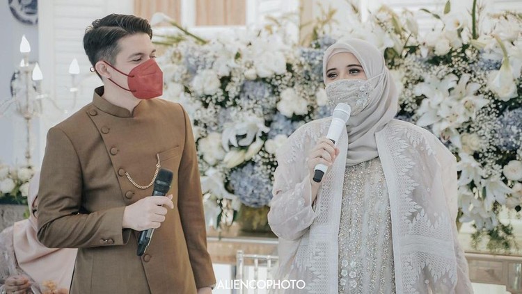 Zaskia Sungkar Zaskia Sungkar