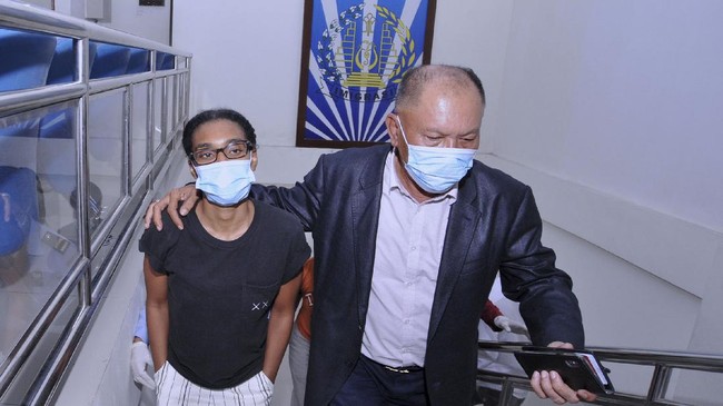 Warga negara AS Kristen Gray sempat menyebut Bali ramah LGBT dan mengajak turis mancanegara untuk tinggal di Pulau Dewata.