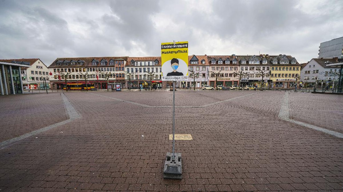 FOTO: Temukan Mutasi Corona, Jerman Perpanjang Lockdown