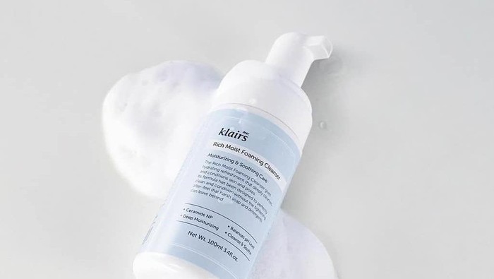 Mau Kulit Glowing? Yuk, Coba 5 Cleanser Foam dari K-Beauty Brand