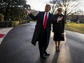 FOTO: Momen Trump Tinggalkan Gedung Putih