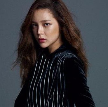 Park Si Yeon Dituntut Gegara Mengemudi dalam Keadaan Mabuk Berat