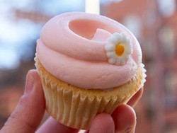 Resep Cupcake Cantik yang Bikin Anak Nggak Setop Ngemil!