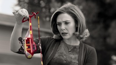 Elizabeth Olsen Jawab Masa Depan Serial WandaVision